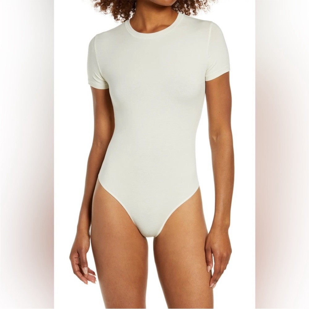 SKIMS Short Sleeve Crew Bodysuit in Ivory Cream - Picture 13 of 16